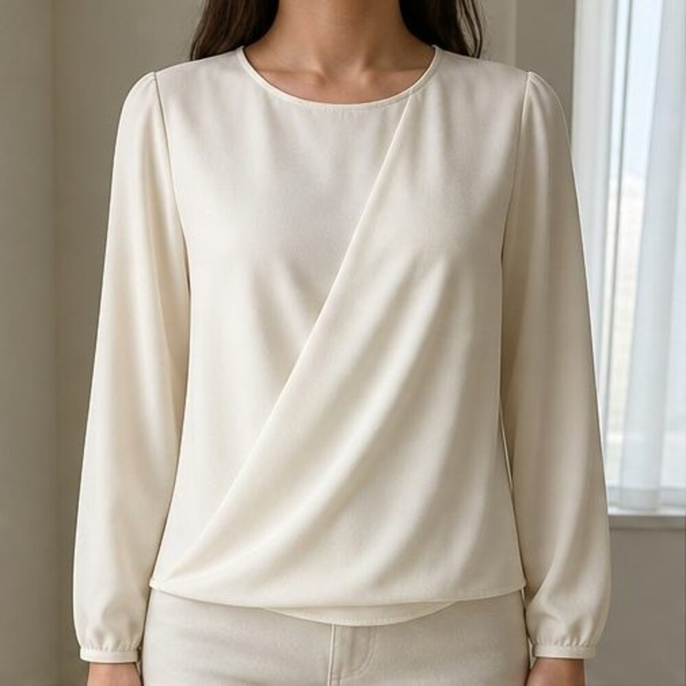 Cream Puff Sleeve Top - Picture 2 of 6